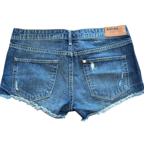 H&M &Denim Collection Denim Booty Shorts Midrise Distressed Size 6 NWOT - Picture 2 of 6